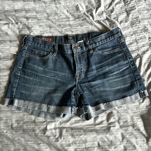 J Crew Stretch Hipslung Jean Shorts Size 8 - Picture 1 of 5